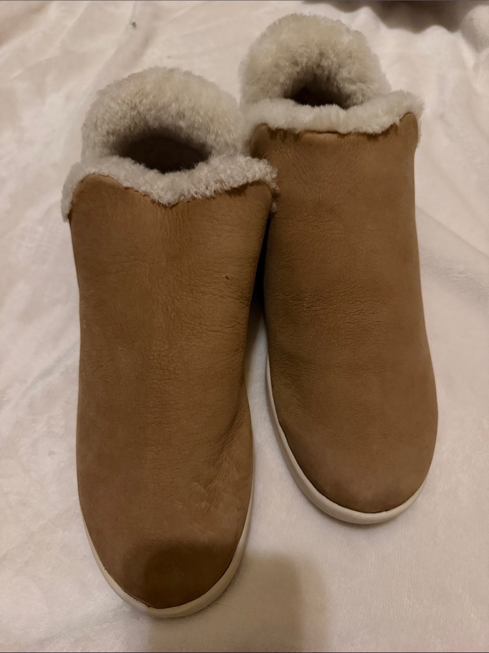 OLUKAI Malua Hulu Women's Boot, Soft & Comfortable Waterproof Nubuck Leather